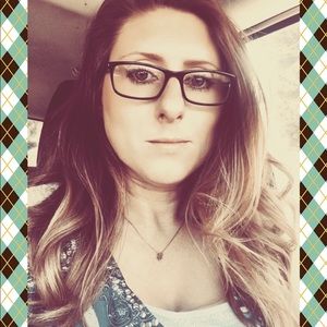 Meet your Posher, Stephani